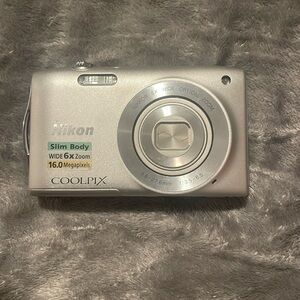 Nikon slim body WIDE 6x zoom 16.0 Megapixels ( COOLPIX ) 😎